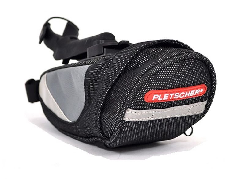 Schwarze Satteltasche DAVOS von Pletscher mit Reflektorstreifen