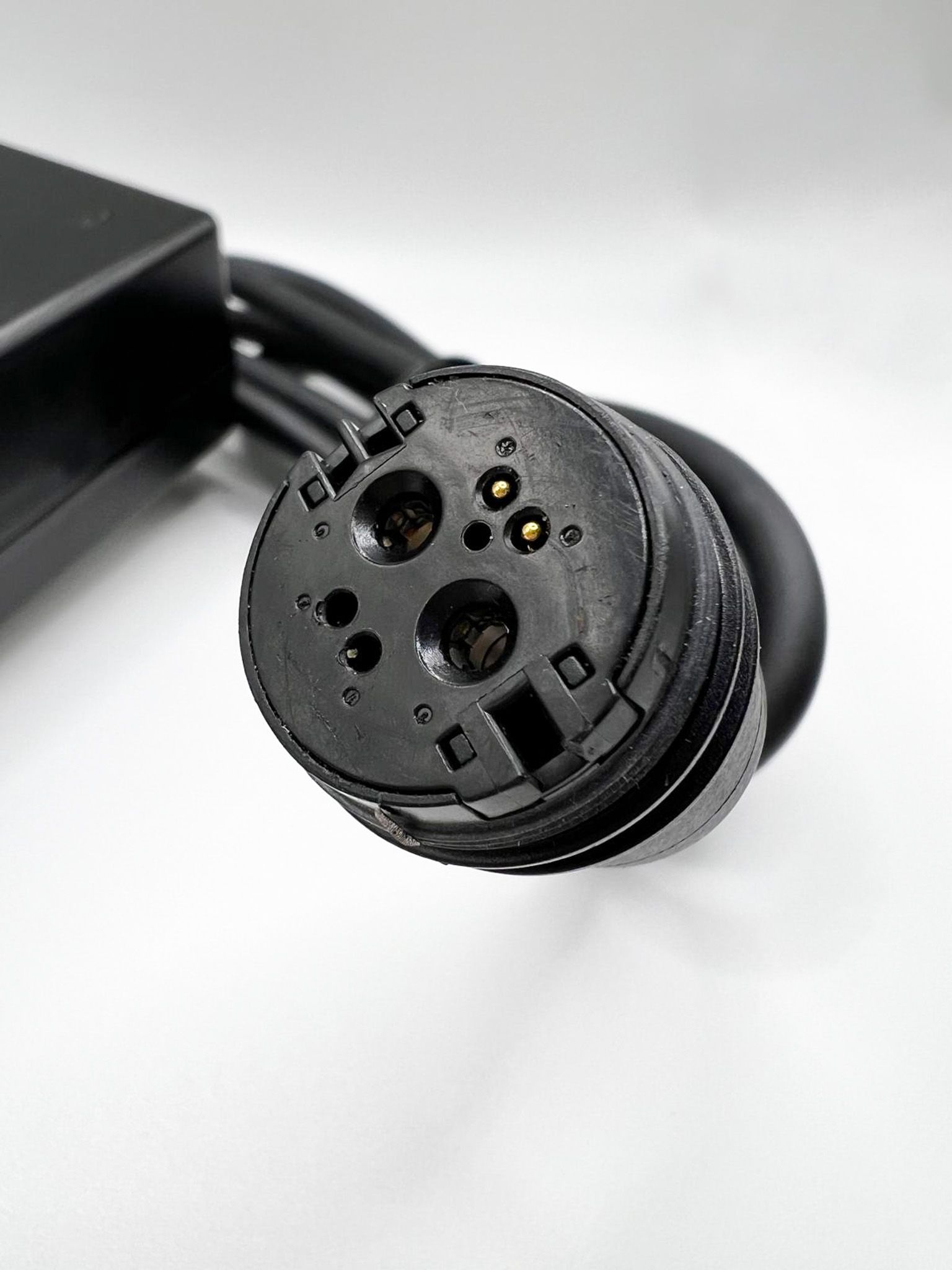 Neodrives Ladegerät Z10/ Z20 - 4A für Akku UR V2