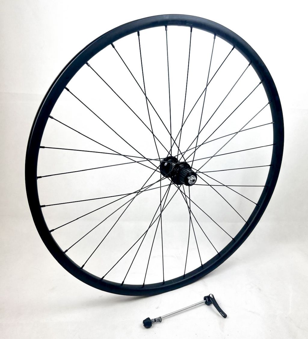 Hinterrad Trekking 28" 32 Loch schwarz Disc-Brake