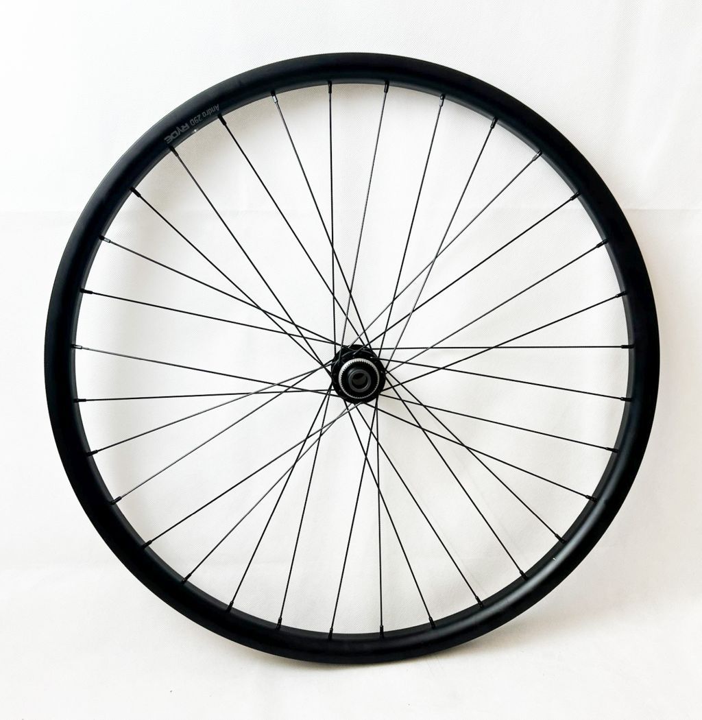 Vorderrad E-Bike/ MTB Boost 27,5" 32 Loch schwarz Disc-Brake